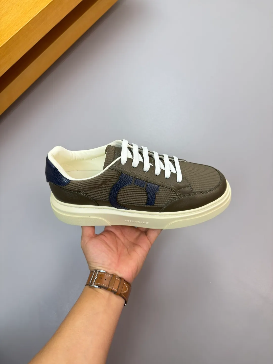 Men's men's shoes 💰420 [New style] 🏃‍♂️🏃‍♂️[ Ferragamo] Ferragamo - High-end quality original order·Casual sports shoes - Upper: 🔝Nappa calfskin, suede calfskin, shoe body. Sewing brand totem, tongue air pressure brand logo - Inner: water-dyed cowhide - Outsole: ultra-light TPU foam rubber; molded outsole -Ultra-high quality control and fine workmanship: outstanding (high-end, extravagance, grade) -Size: 38-45 (46, can be customized)